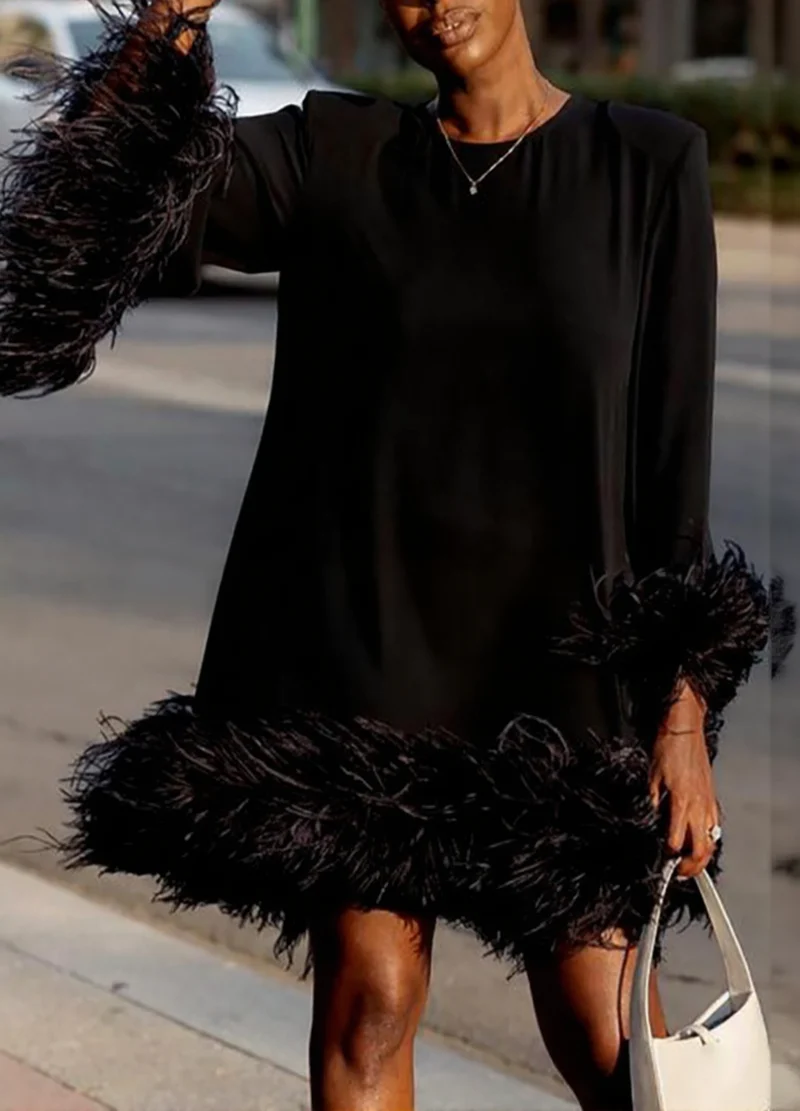 Damen Kleid | Kurze Linie mit Langarm und dekorativem Saumabschluss
