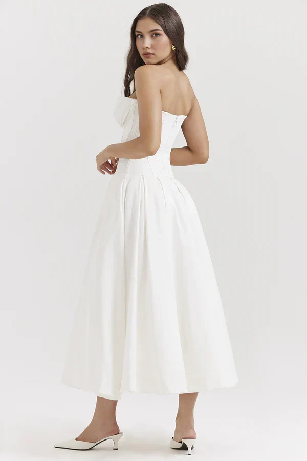 Damenkleid | Trägerlose Ausführung und mittlere Länge