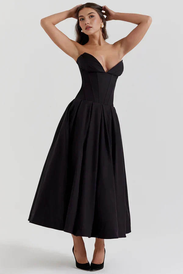 Damenkleid | Trägerlose Ausführung und mittlere Länge