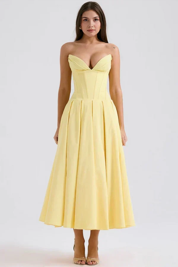 Damenkleid | Trägerlose Ausführung und mittlere Länge