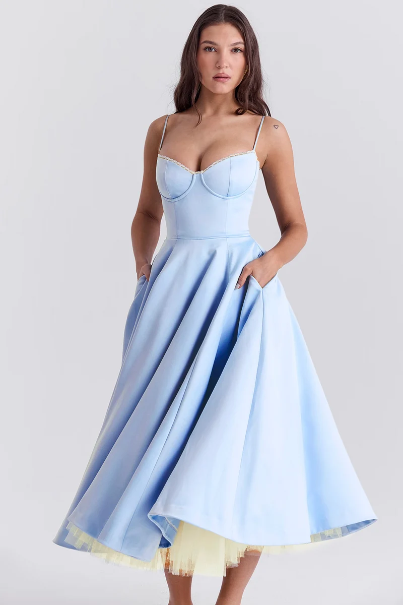 Damenkleid | A-Linie Rock und Korsettoberteil