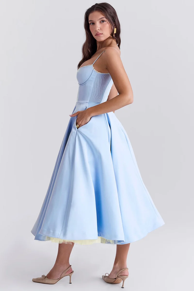 Damenkleid | A-Linie Rock und Korsettoberteil