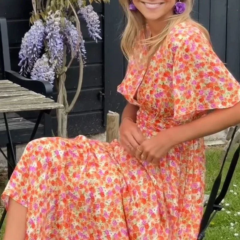 Emily™ - Klassisches V-Ausschnitt Blumen Kleid