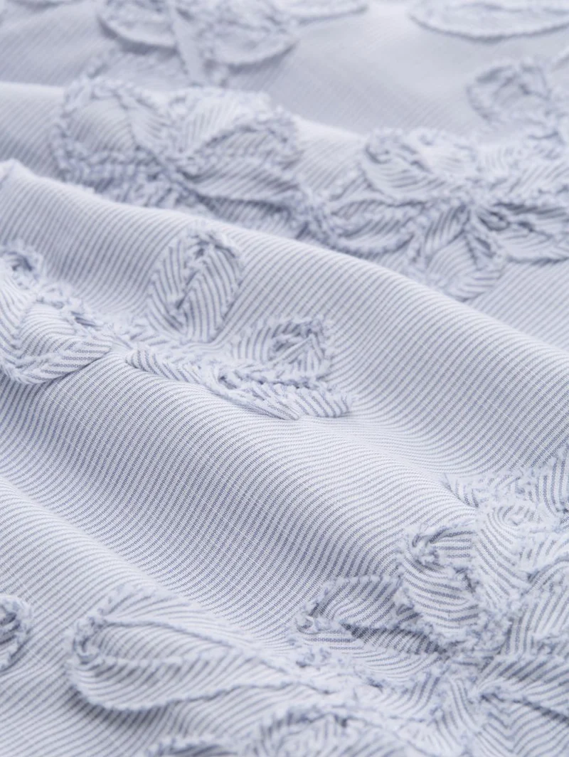 Bluse mit Blumen-Stickerei