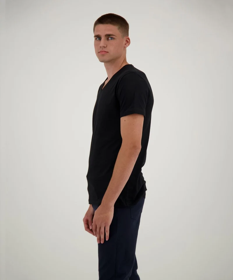 T-Shirt DP V-neck Body Fit