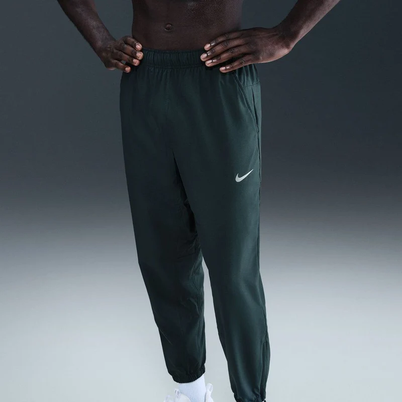 NIKE Herren Sporthose M NK DF FORM PANT TPR