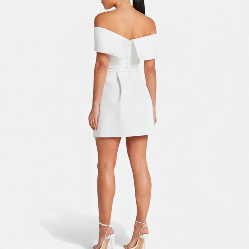Schulterfreies Cocktailkleid Damen mit elegantem Faltendetail