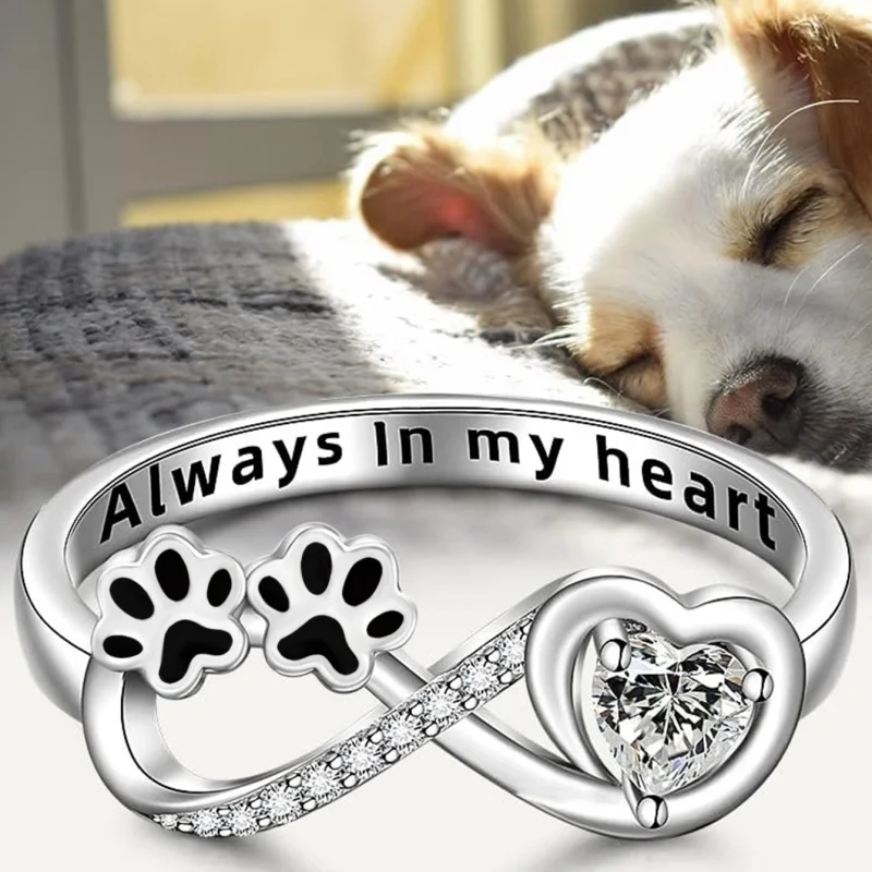 ARINA – Charm-Pfotenring mit Herz- und Infinity-Design sowie funkelnden Zirkonia für besondere Akzente