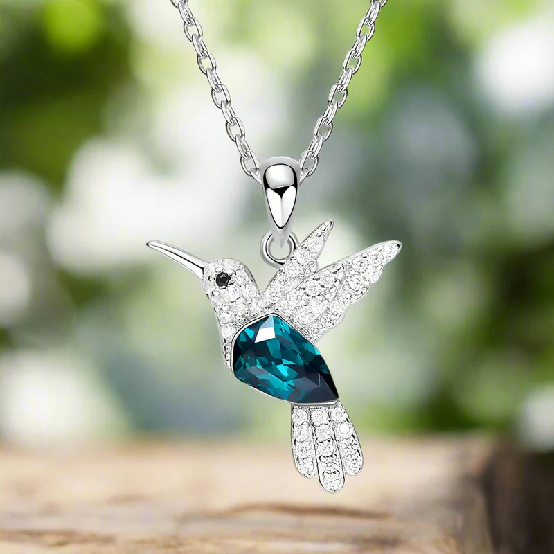 LYRIN – Funkelnde Humming Sparkle Halskette mit Zirkonia für einen eleganten Look