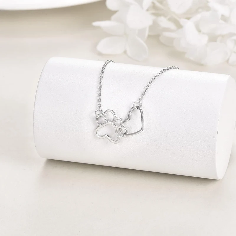 ILYA – Elegante Pfoten-Halskette aus 925er Sterlingsilber mit bezauberndem Herz-Kristallanhänger