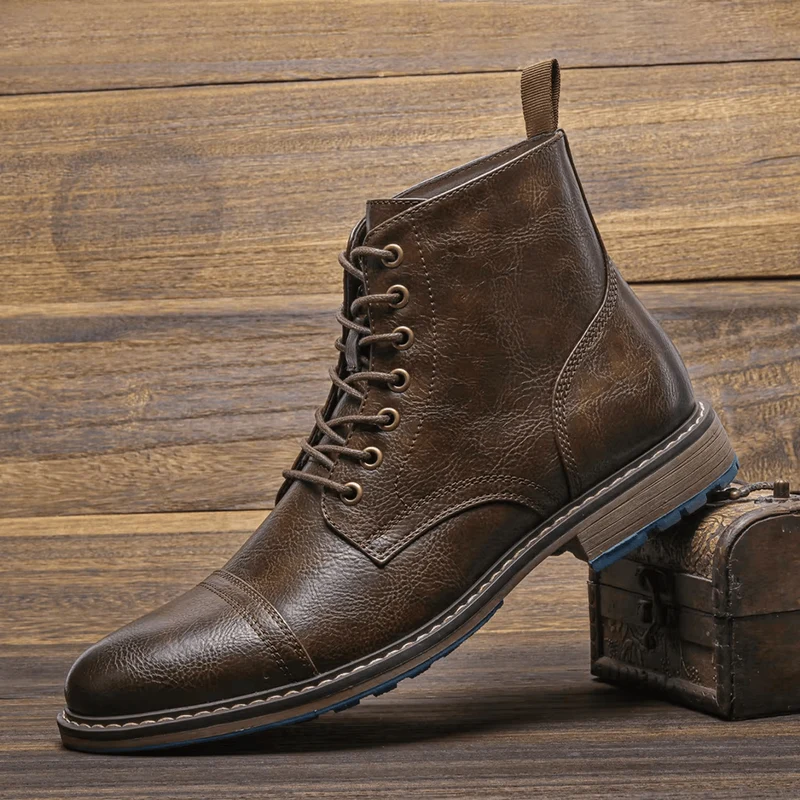 Herrenstiefel | Geschlossene Form mit vorderer Schnürung