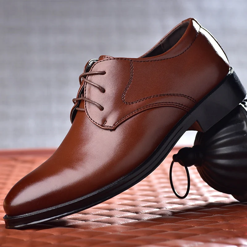 Herren Schnürschuhe | Geschlossene Form mit klarer Vorderpartie