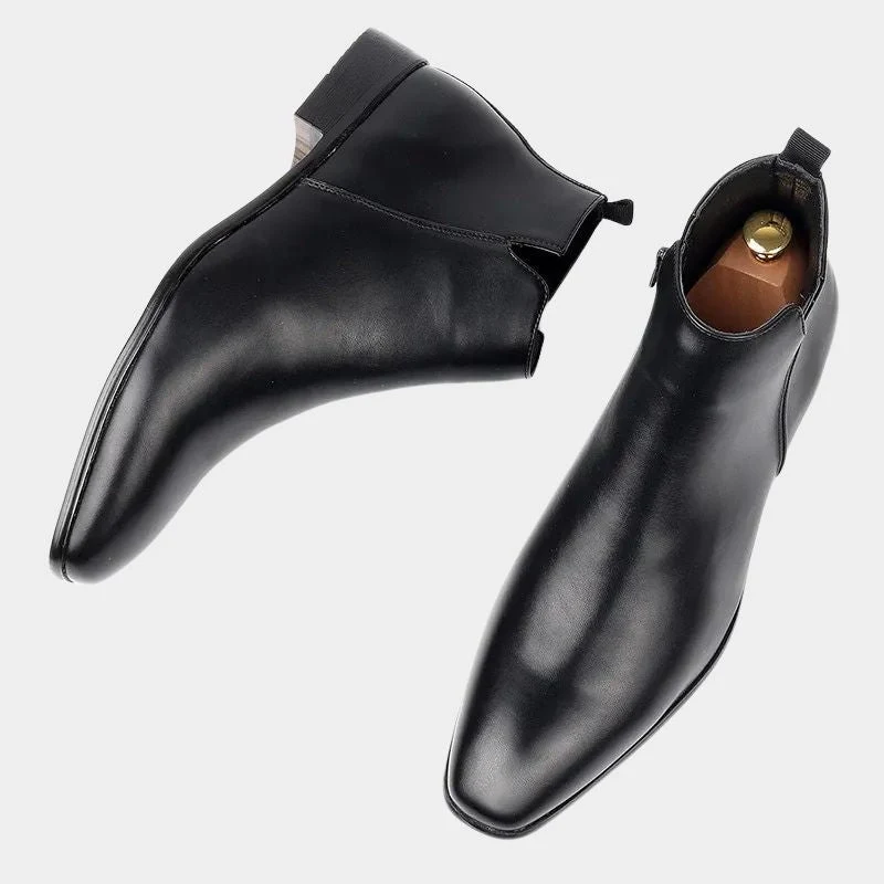 Herren Stiefel | Glatte Schaftform mit elastischem Seiteneinsatz