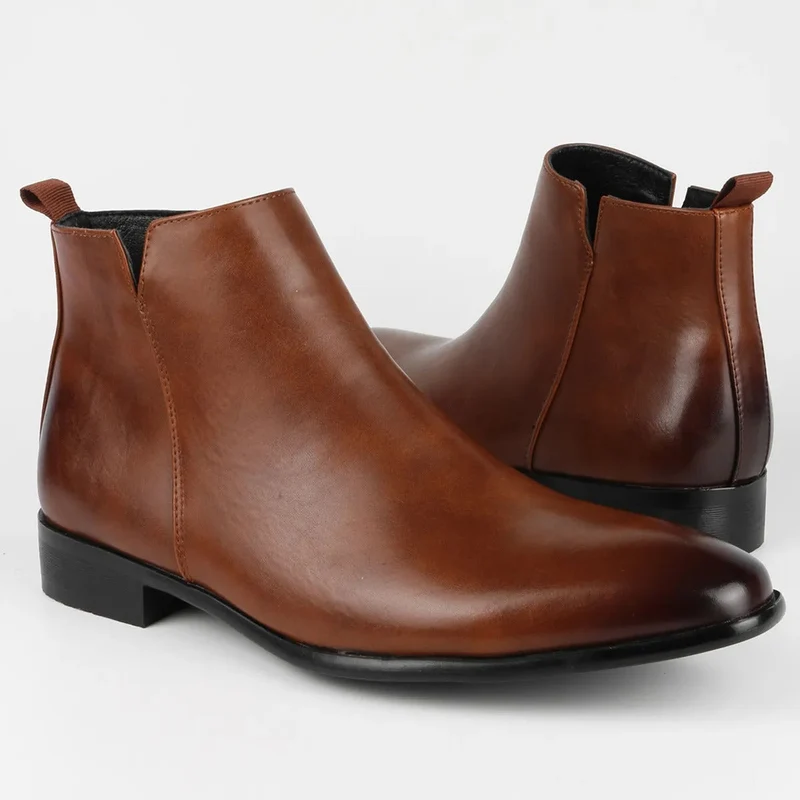 Herren Stiefel | Glatte Schaftform mit elastischem Seiteneinsatz