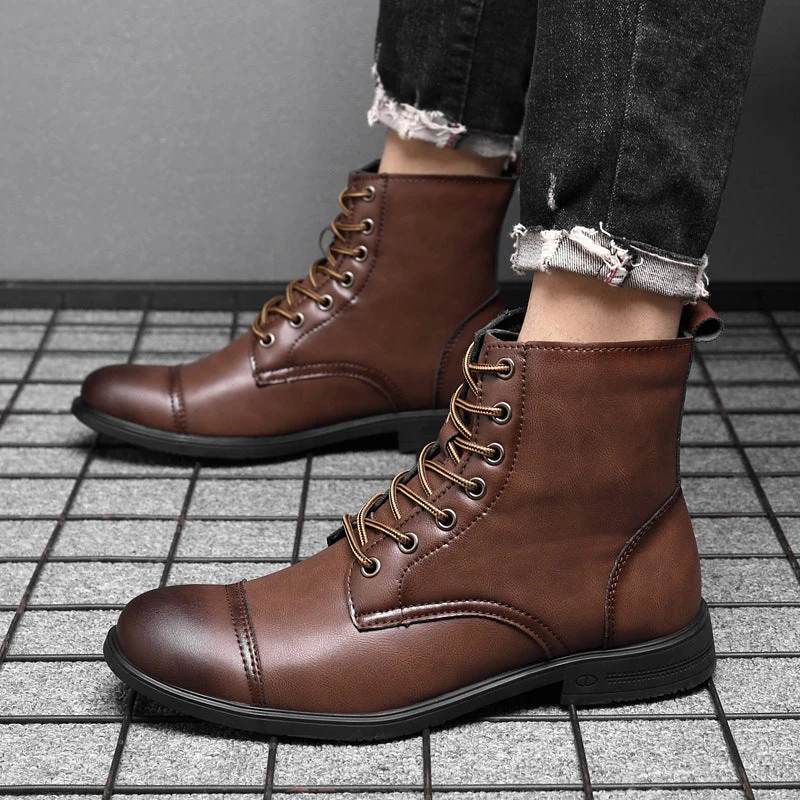 Herren Stiefel | Schnürfront mit durchgehender Schafthöhe