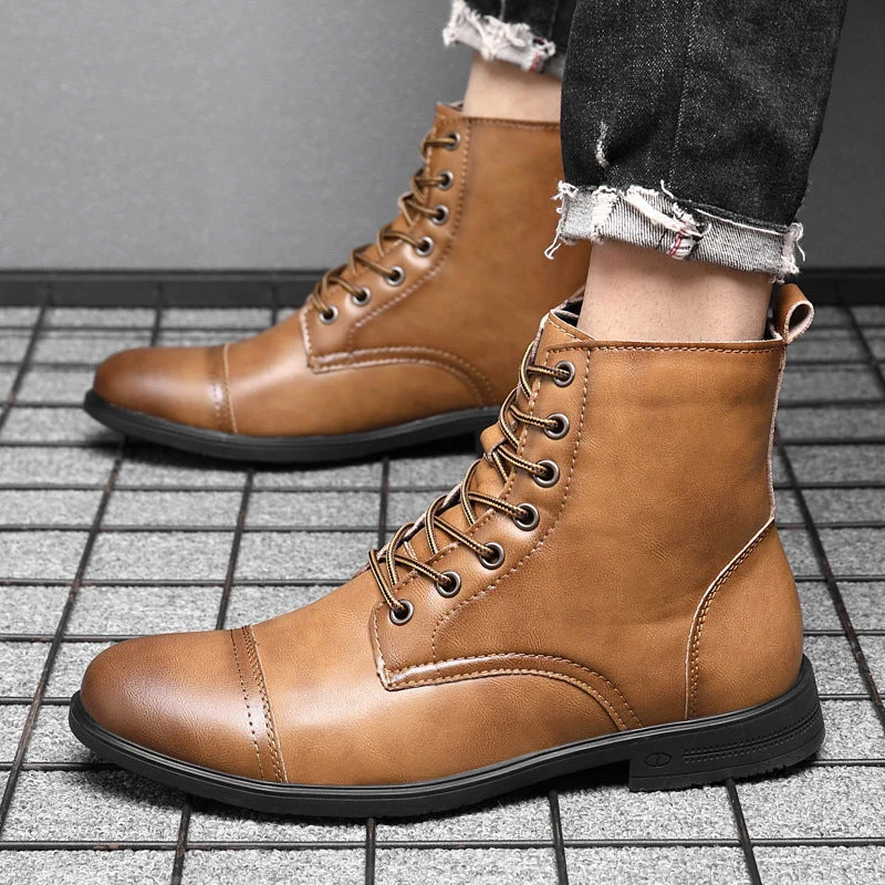 Herren Stiefel | Schnürfront mit durchgehender Schafthöhe
