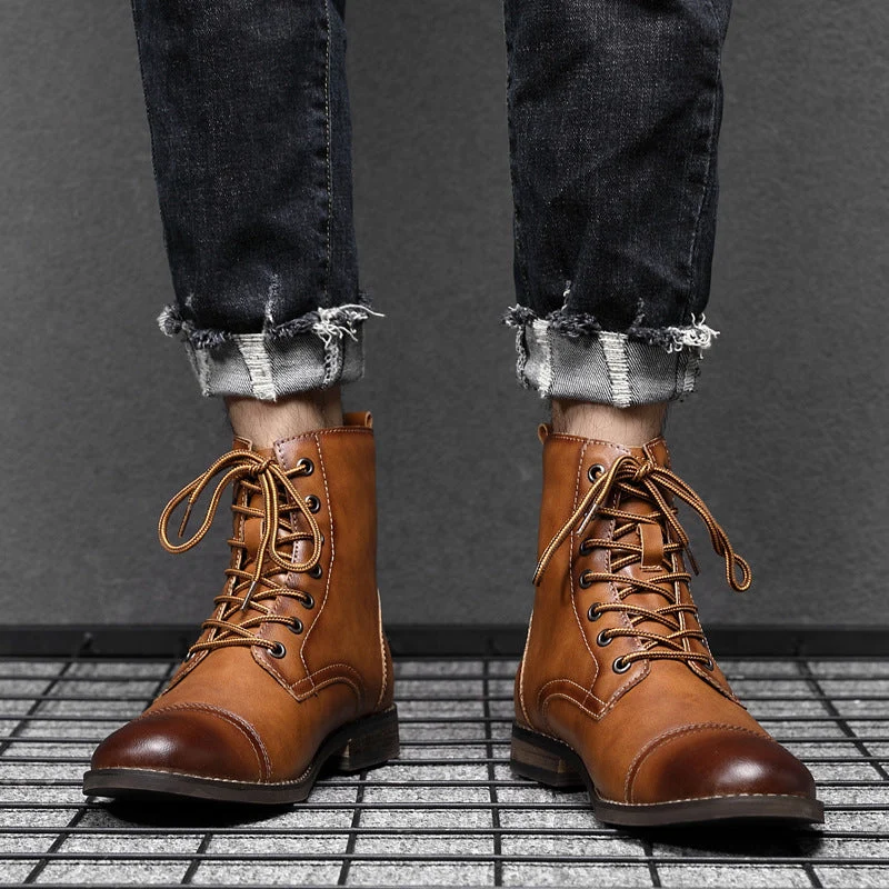 Herren Stiefel | Schnürfront mit durchgehender Schafthöhe