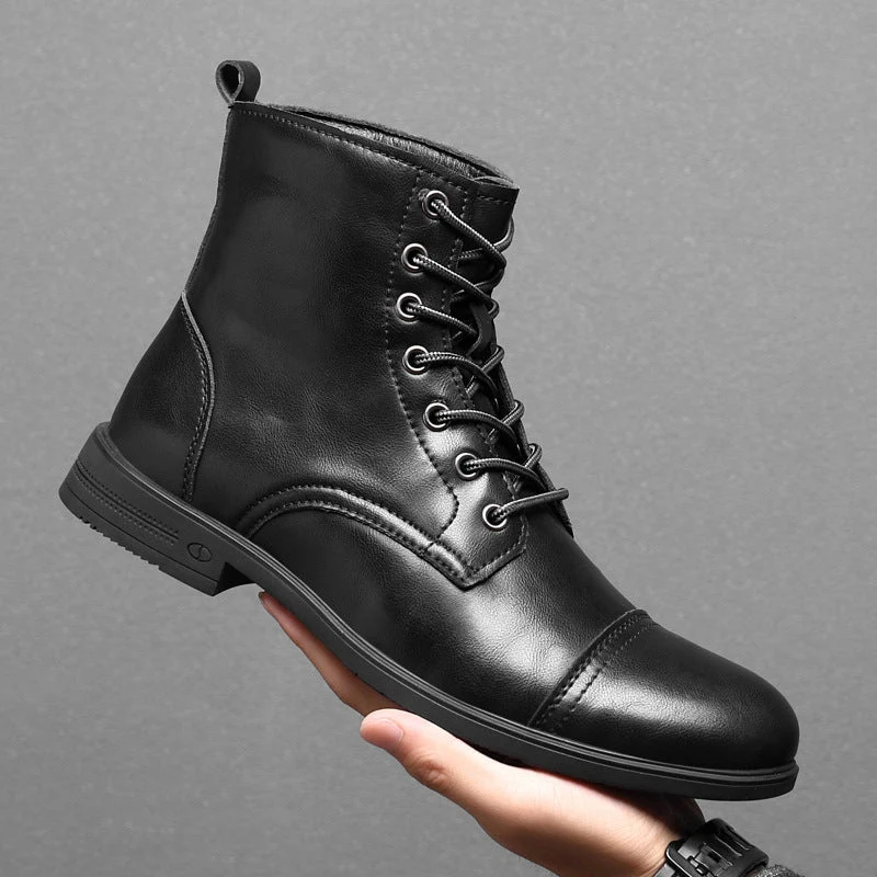Herren Stiefel | Schnürfront mit durchgehender Schafthöhe