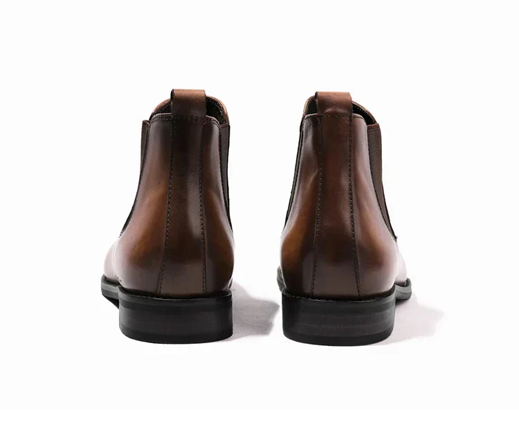 Herren Stiefeletten | Schlichte Form mit geschlossener Kontur