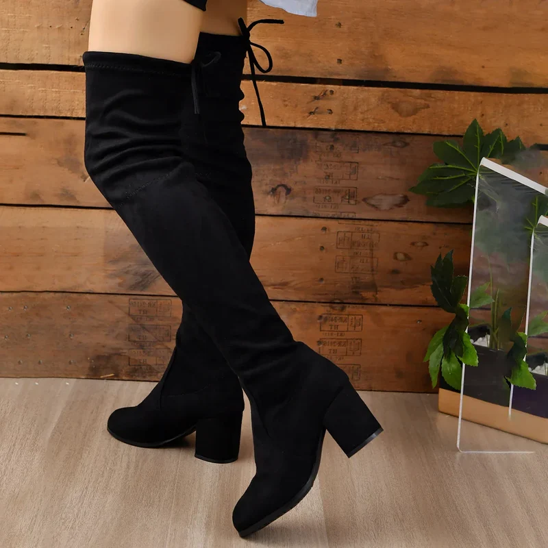 Damen-Overknee-Stiefel mit Blockabsatz | hohe schaftausführung