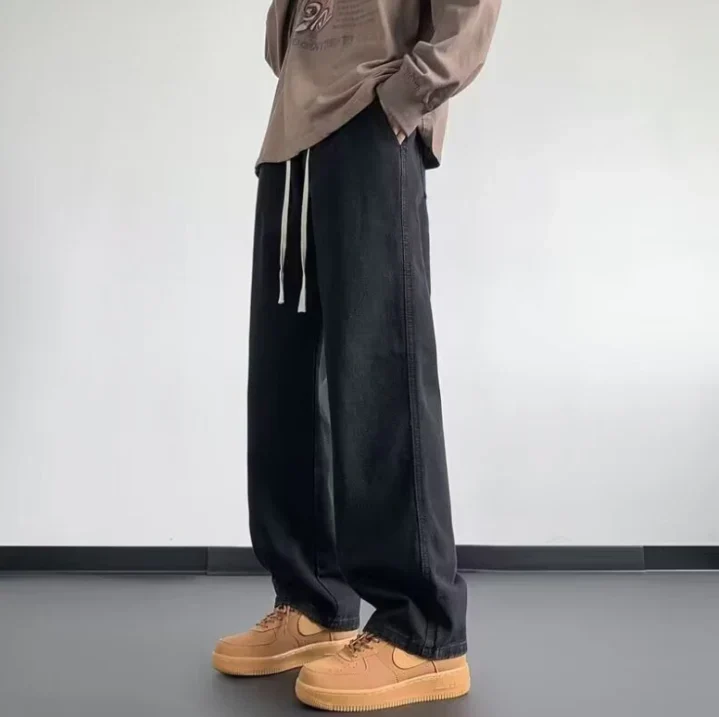 Herren-Jeans mit weiter silhouette | urbaner freizeitstil