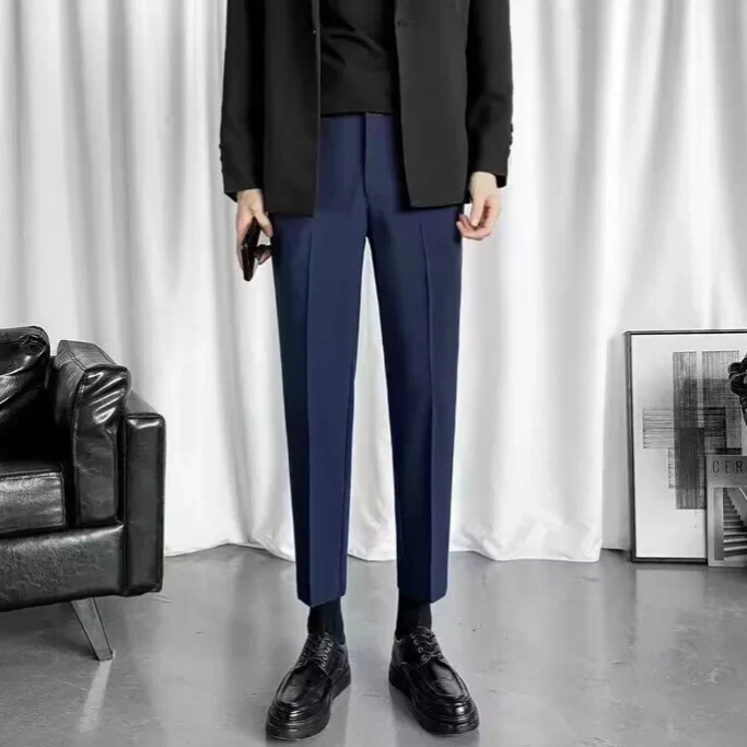 Herren-Hose mit schmaler passform | geradliniger sti