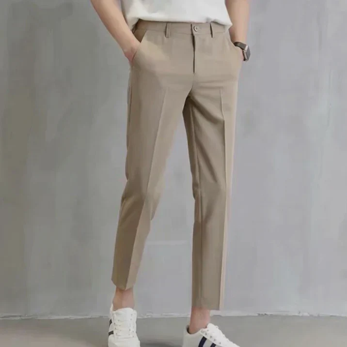 Herren-Hose mit schmaler passform | geradliniger sti