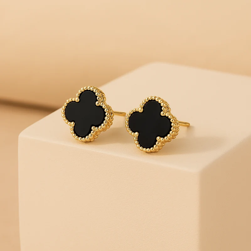 Kleeblatt Ohringe in Gold