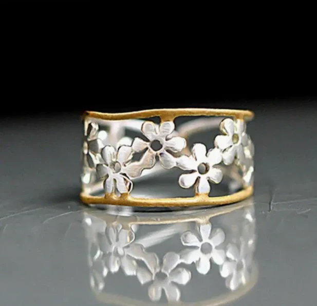 Exquisiter Emaille Blumenring Vintage Design