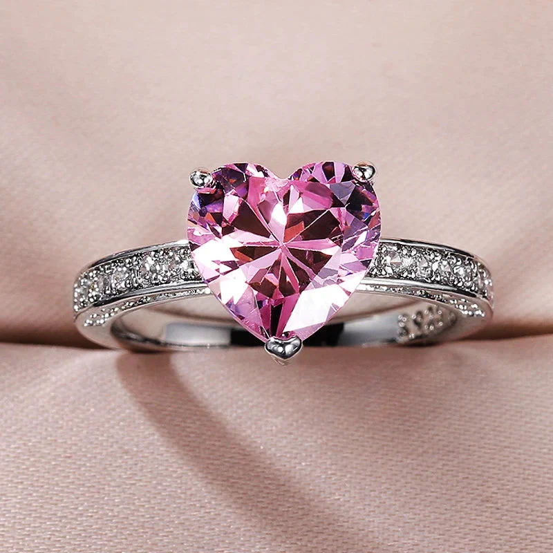 Verstellbarer Ring in Herzform aus Zirkonium in Silber