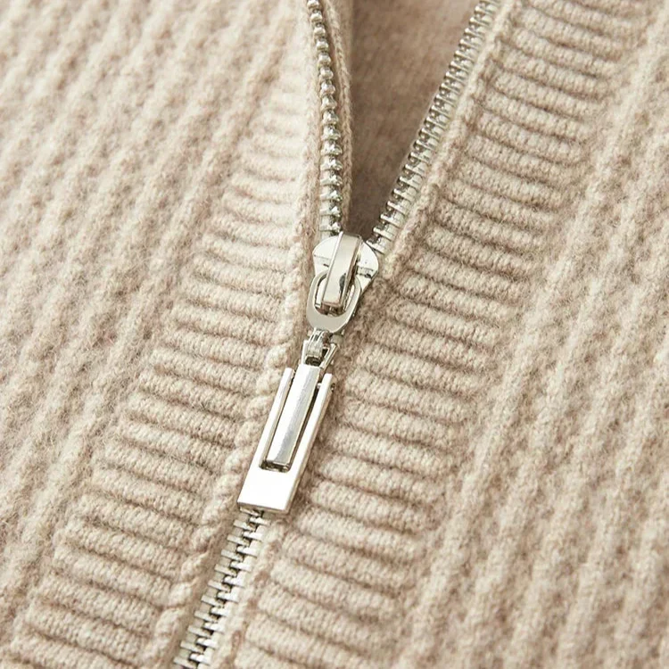 Karl - Hoodie aus luxuriösem Kaschmir
