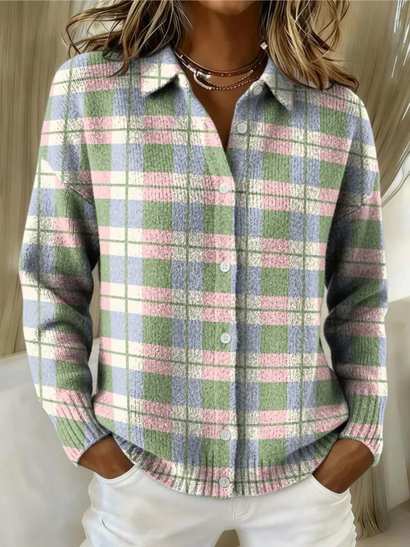 Lena – Karierte Strickbluse in frischen Pastelltönen