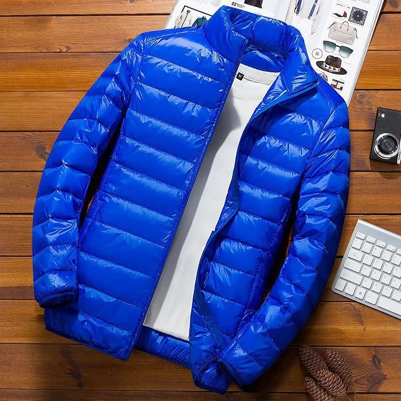 Leichte Steppjacke mit Kapuze für kalte Tage