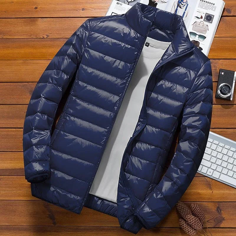 Leichte Steppjacke mit Kapuze für kalte Tage