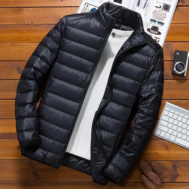 Leichte Steppjacke mit Kapuze für kalte Tage