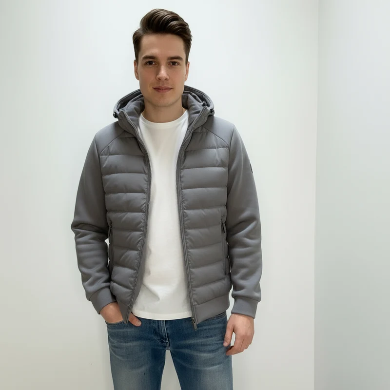 Leichte Steppjacke mit Kapuze für Übergangstage