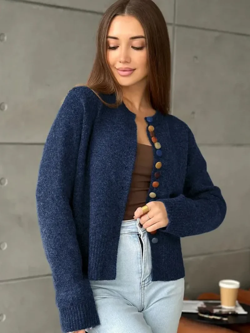 DIE NOELLE | KNOPF-AKZENT CARDIGAN