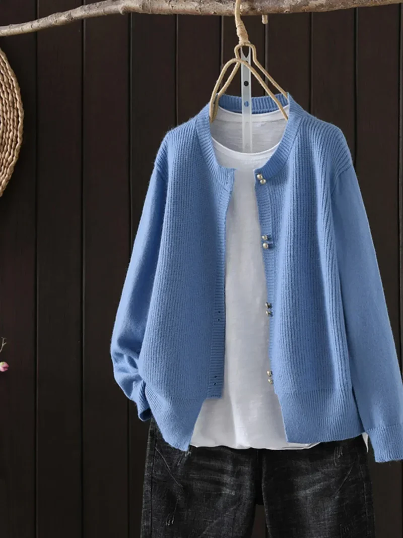 ELARA | PERLEN-KNOPF CARDIGAN