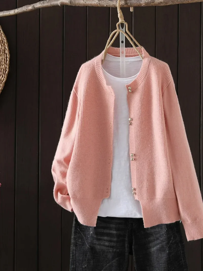 ELARA | PERLEN-KNOPF CARDIGAN
