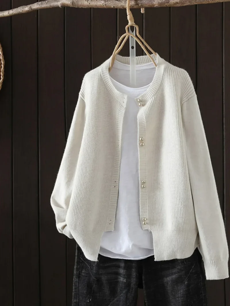 ELARA | PERLEN-KNOPF CARDIGAN
