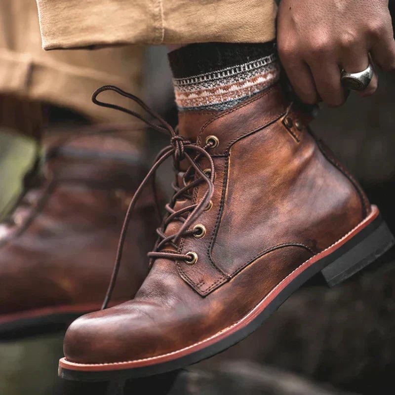 Robuste Lederstiefel für zeitlosen Stil