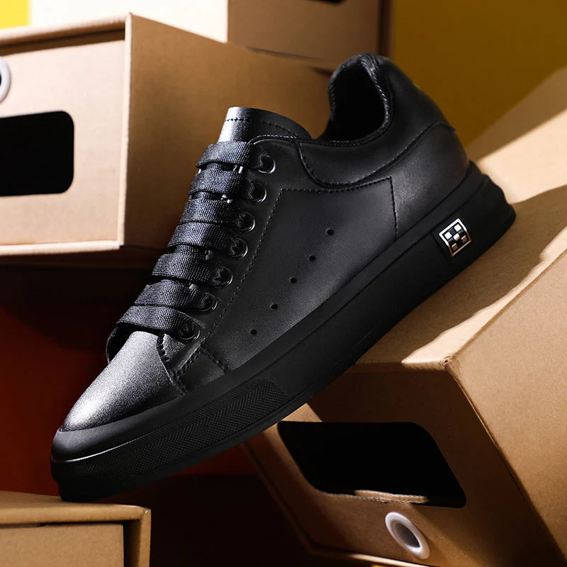 Minimalistische Weiße Sneaker für Herren im Alltag