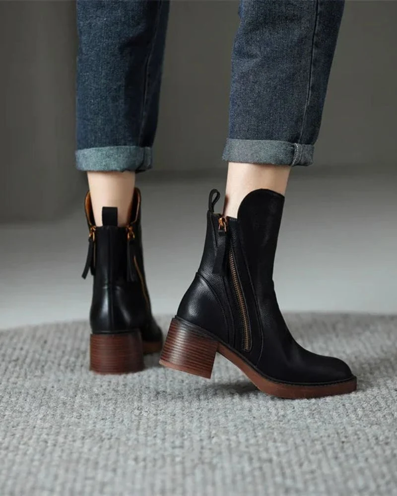 Valorine™ | Schwarze Lederstiefel mit bequemem Absatz, elegant und zeitlos