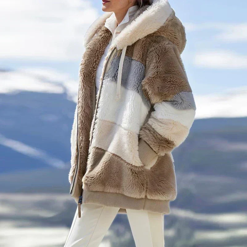 Andrea | Winterjacke mit Kapuze und Reißverschluss