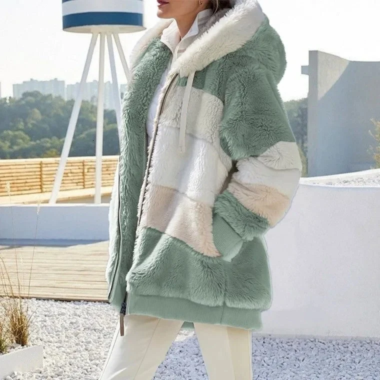 Andrea | Winterjacke mit Kapuze und Reißverschluss