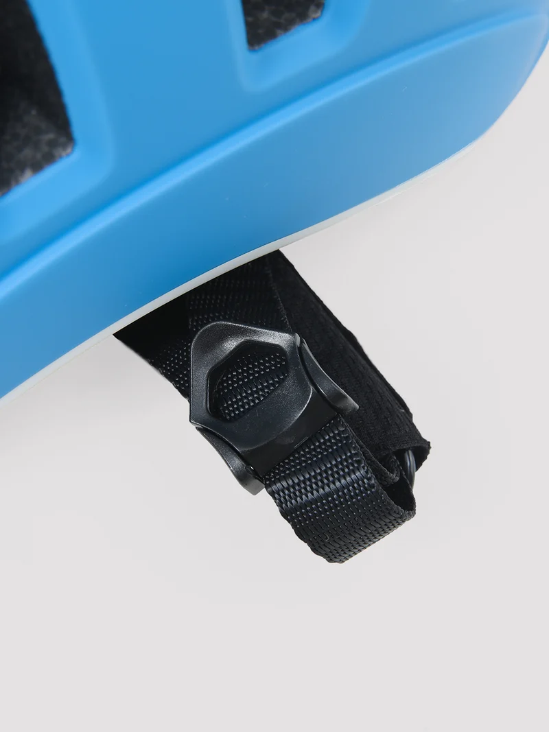 Lightweight Climbing Helmet