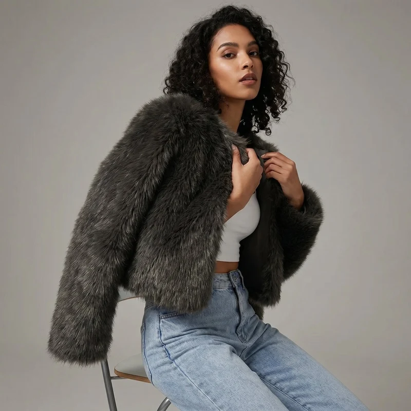 Matilda | Damen Kurze Jacke aus Kunstfell für den Herbst