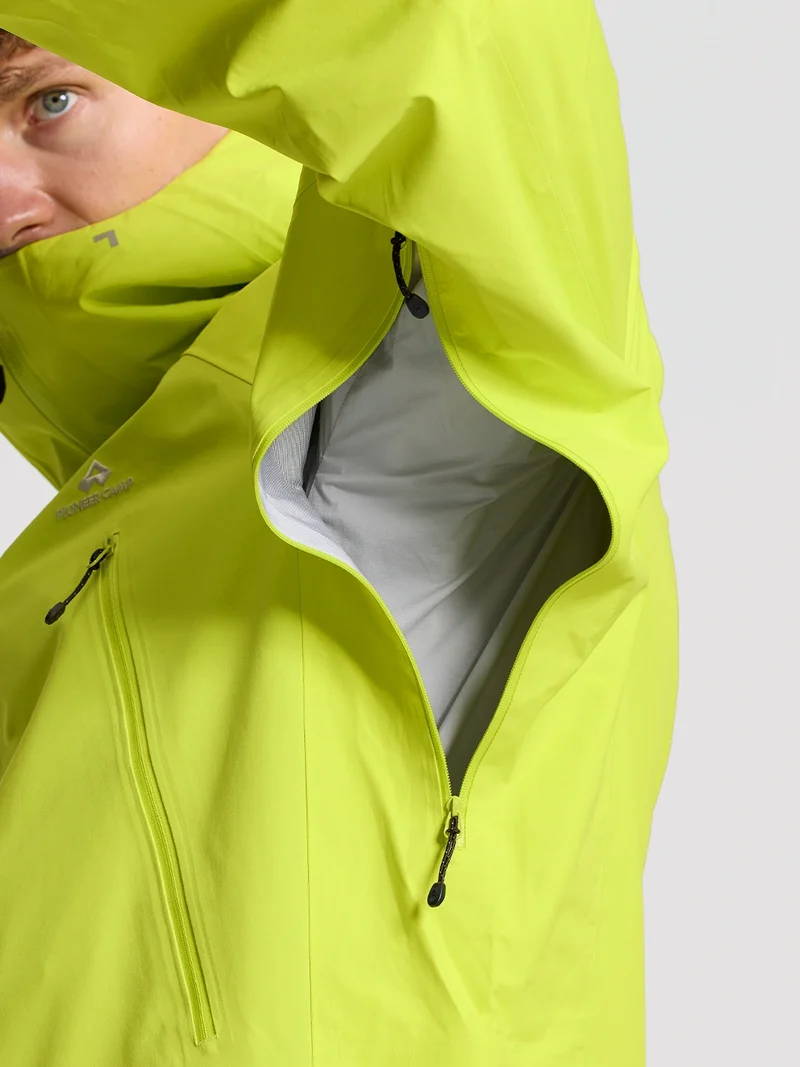Pioneer Camp EVEREST Alpine Mountaineering Hardshell Jacket