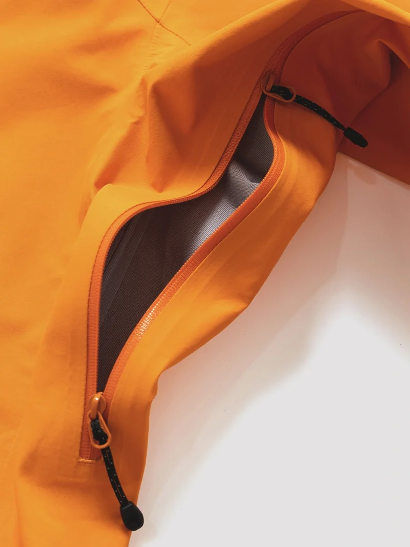 Pioneer Camp EVEREST Alpine Mountaineering Hardshell Jacket