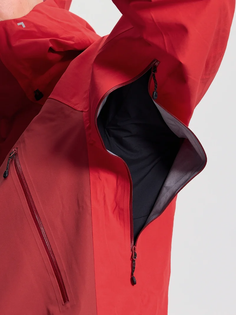 Pioneer Camp EVEREST Alpine Mountaineering Hardshell Jacket